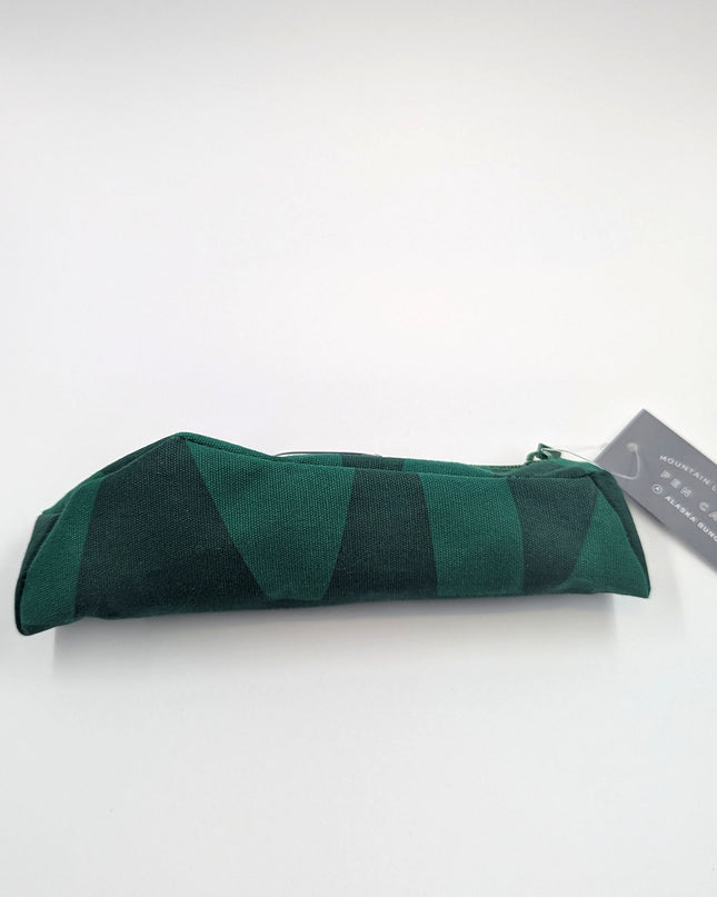 ELCOMMUN Mountain Landscape Series Pen Case green back