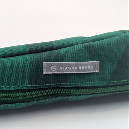 ELCOMMUN Mountain Landscape Series Pen Case green close up to tag