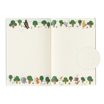MIDORI Notebook B6 Forest Animals close up inside