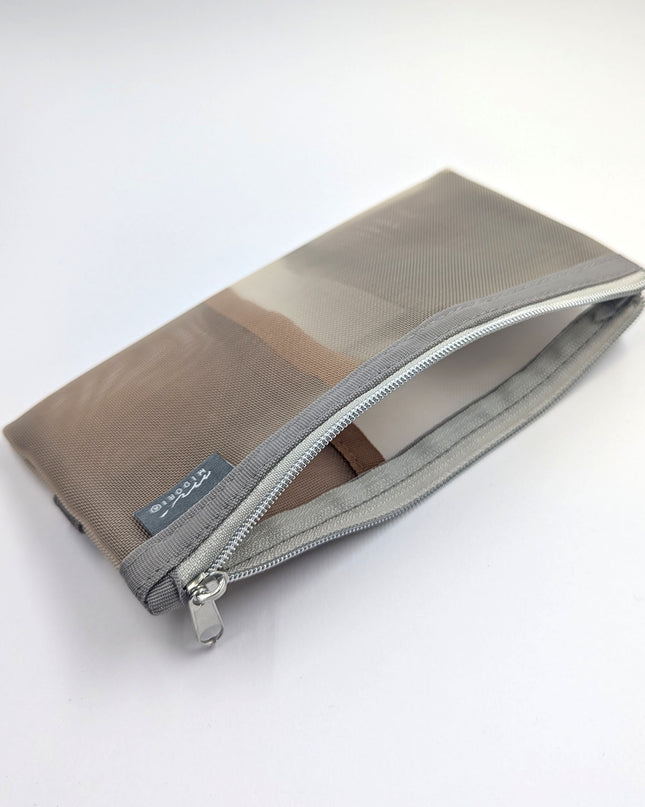 MIDORI Bookmark Pen Case open