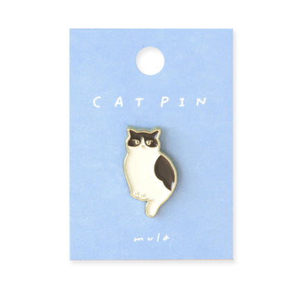 RYURYU Cat Pin Badge - mula series white and black
