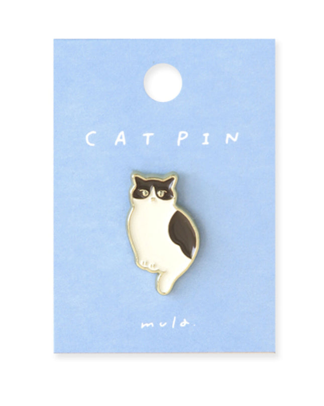 RYURYU Cat Pin Badge - mula series white and black