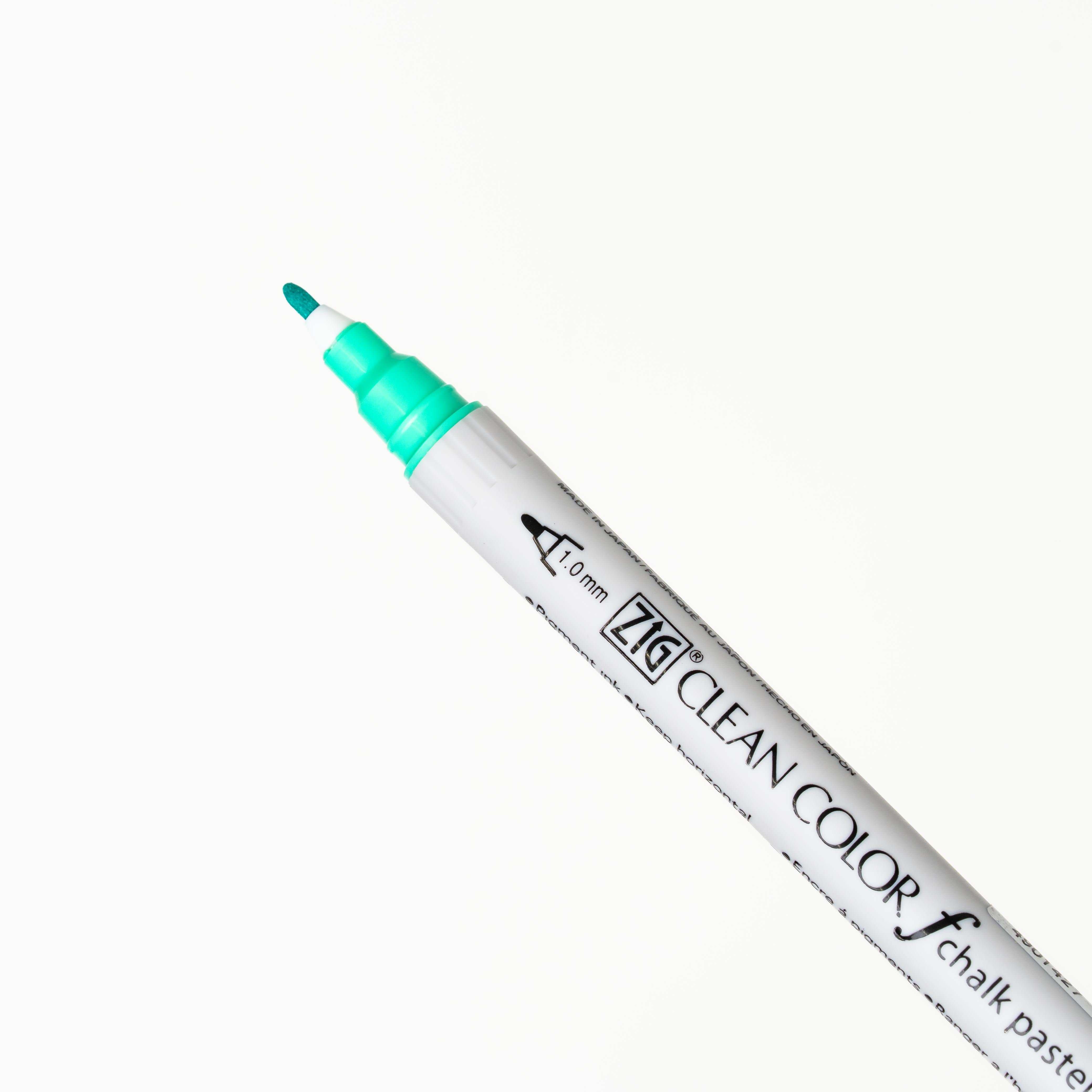 KURETAKE ZIG Clean Color Chalk Pastel Marker
