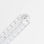 Clear / Transparent