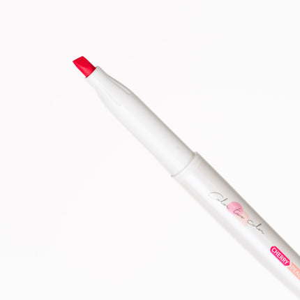 PILOT ILMILY Color Two Color Water Based Marker pink chisel tip close up