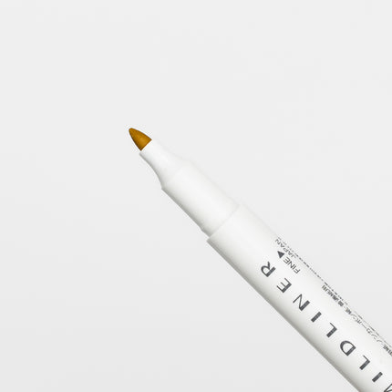 ZEBRA Mildliner Nagomi Mild 5 Colors Set yellow close up on fine tip