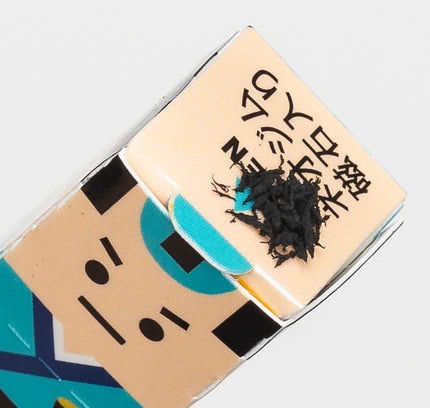 KUTSUWA Zi-Keshi Magnetic Eraser close up