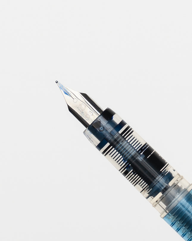 PLATINUM Preppy Fountain Pen blue close up