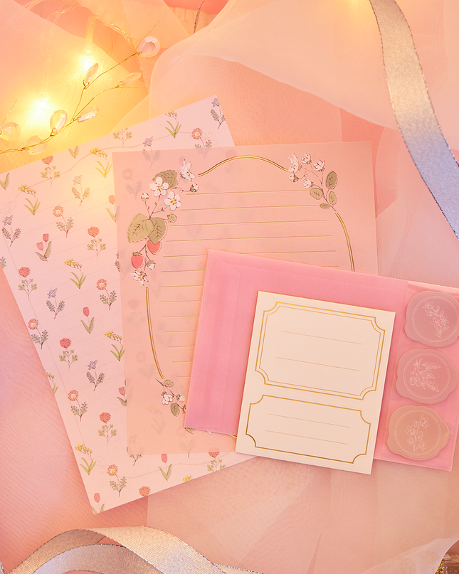 Lucy’s Basket Letter Set From RyuRyu