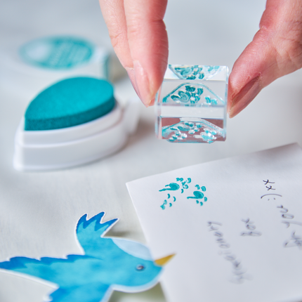 stamping clear stamp with dewdrop turquoise ink
