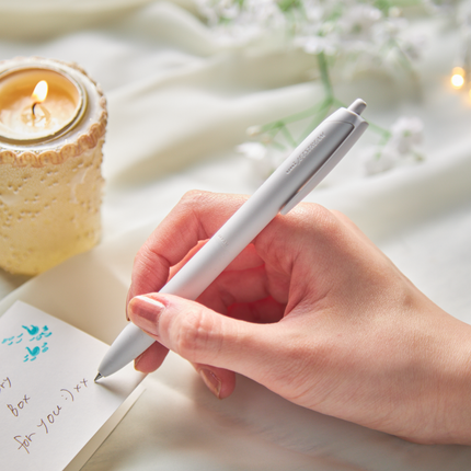 JETSTREAM Single 0.5mm Shell White (Light-touch ink) From Mitsubishi Pencil